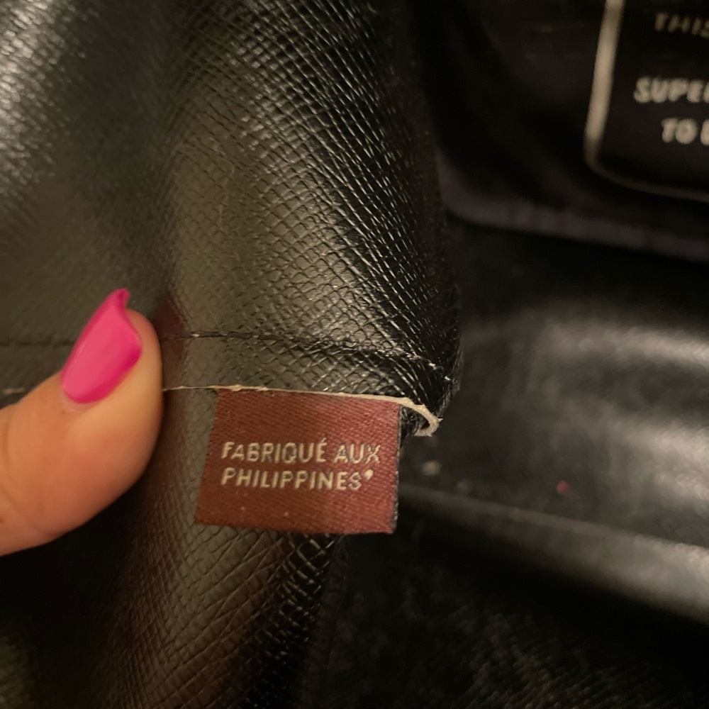 Authentic Coach - Picture 2 of 6